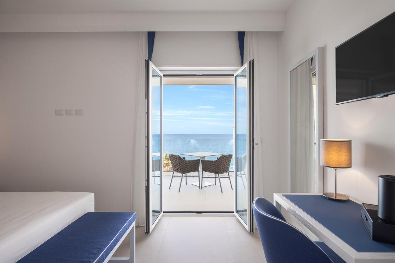 Seaside Hotel Capo dʼOrlando Екстериор снимка