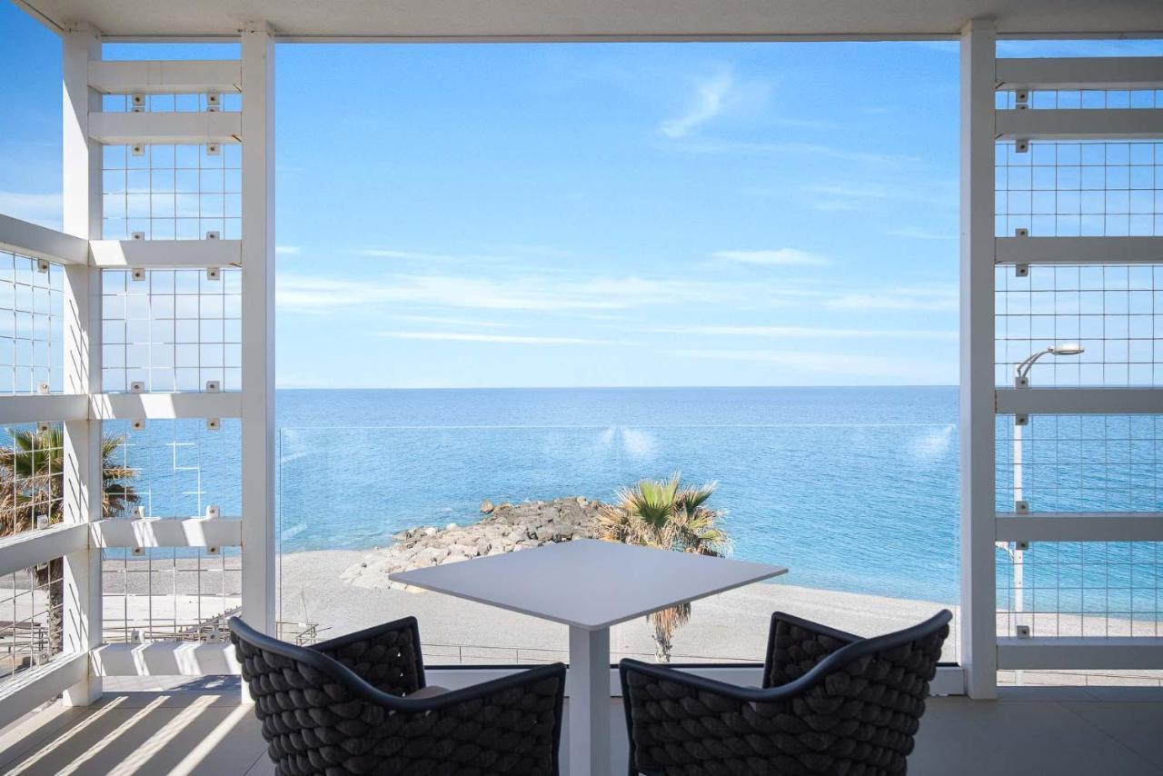Seaside Hotel Capo dʼOrlando Екстериор снимка