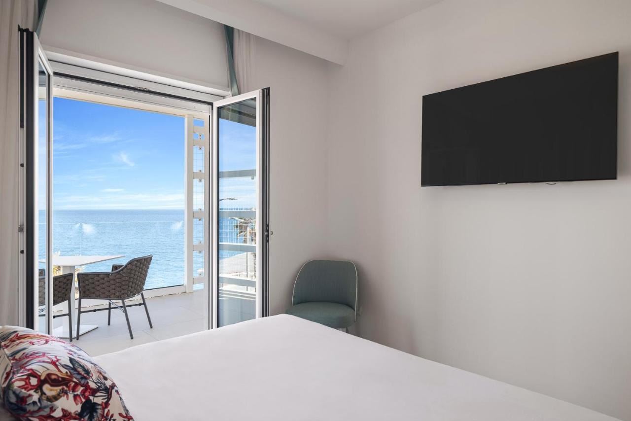 Seaside Hotel Capo dʼOrlando Екстериор снимка